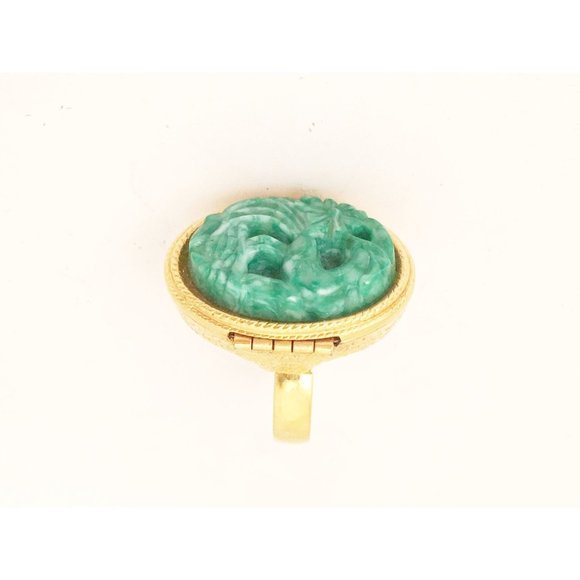 Vintage Avon Ring Carved Lucite Imitation Jade Perfume Poison Ring - Picture 1 of 8